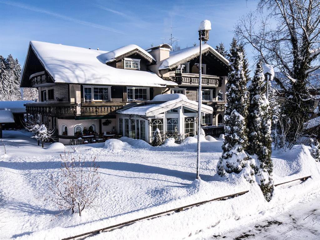 Haus Susanne - Top-Ferienwohnungen - Sommer-Bergbahn Inklusive โอเบอร์ไมเซลชไตน์ ภายนอก รูปภาพ