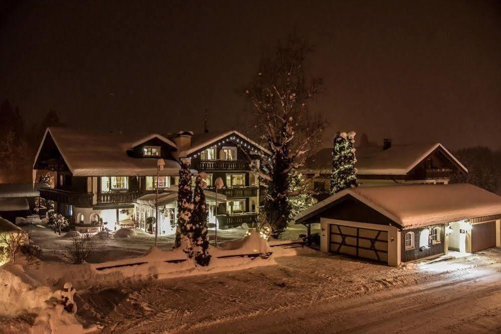 Haus Susanne - Top-Ferienwohnungen - Sommer-Bergbahn Inklusive โอเบอร์ไมเซลชไตน์ ภายนอก รูปภาพ