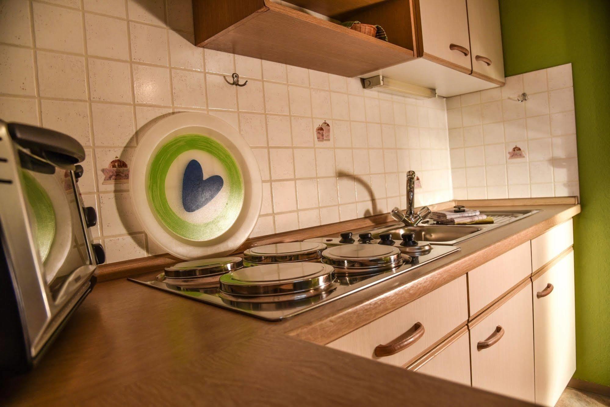 Haus Susanne - Top-Ferienwohnungen - Sommer-Bergbahn Inklusive โอเบอร์ไมเซลชไตน์ ภายนอก รูปภาพ